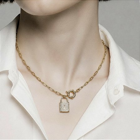 COLAR CHOKER CARTIER COM CADEADO