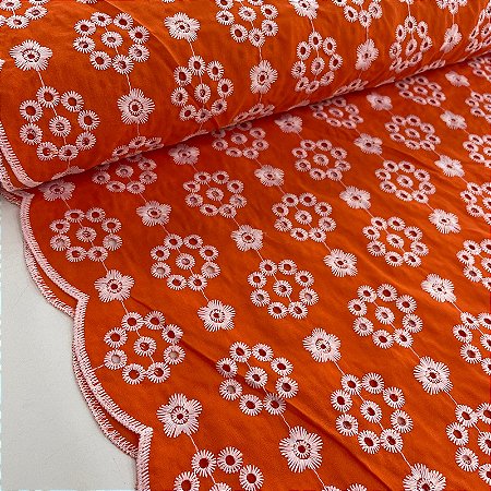 Layse Bordada Laranja com Floral Branco