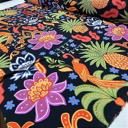 Viscose Digital Nacional Floral Colorido Fundo Preto