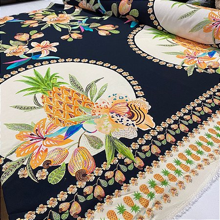 Viscose Digital Nacional Barrado Fundo Preto com Floral e Abacaxi