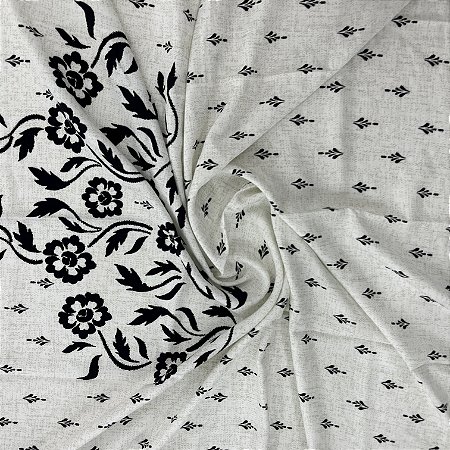 Viscose Barrada Estampada Fundo Marfim Com Detalhes em Preto 1,35x1,50m