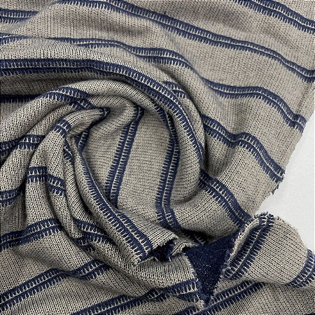 Malha Tricot Detalhes Azul com Fundo Marrom