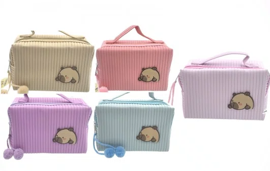 Necessaire Capivara com zíper Cores Diversas 21 CM