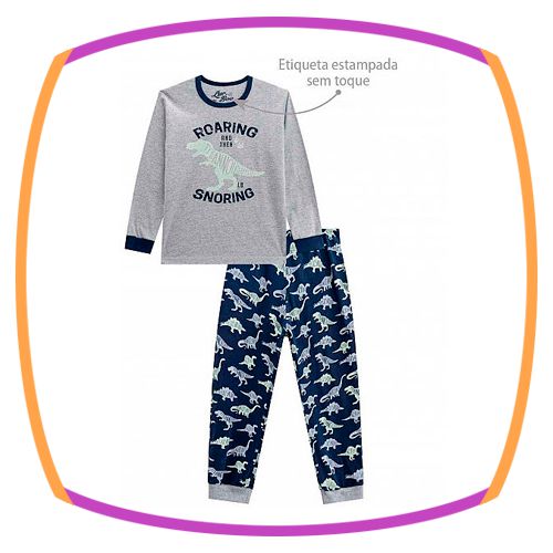 Pijama infantil com estampa de dinossauro