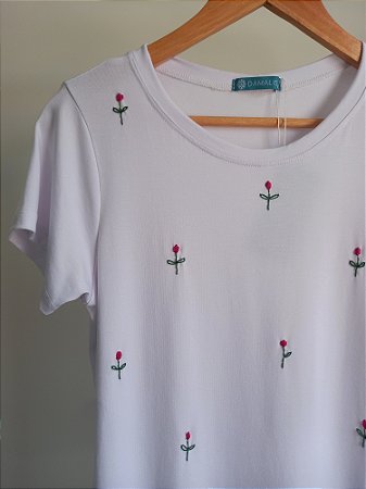 Blusa Feminina Branca Bordado Tulipa Handmade Viscolycra