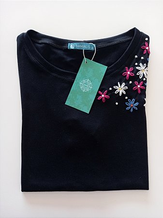 Blusa Feminina Preta Com Bordado Livre de Flores Viscolycra