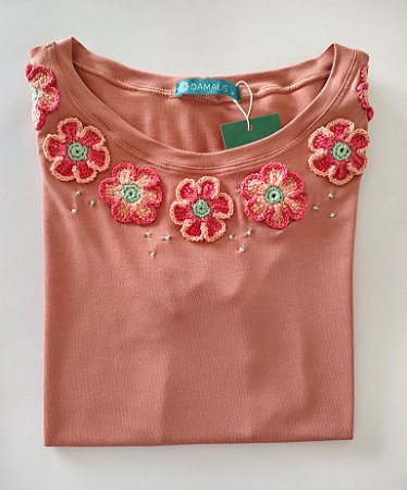 Blusa Feminina Rosa Velho Com Flores em Crochê Viscolycra