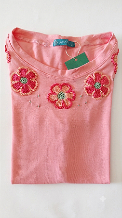 Blusa Feminina Salmão Com Flores em Crochê Viscolycra