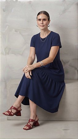 Vestido Midi Na Malha Algodão Com Saia de Babados