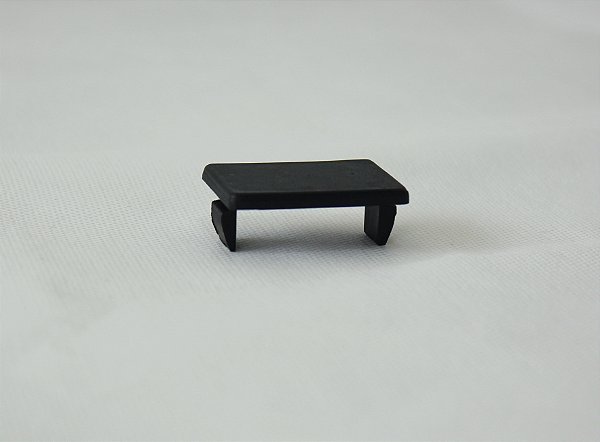 Tampa Cega Painel Scania 112/113 GDE - C/ Garras (40x27mm)