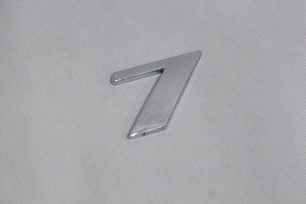Numero 7 - Mercedes Benz - Cromado