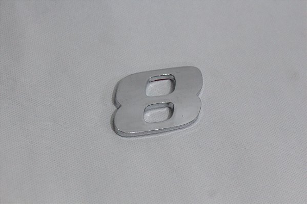 Numero 8 - Mercedes Benz - Cromado
