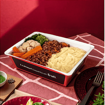 Patinho Moído com Mix de Legumes e Purê de Batata Inglesa - 300g