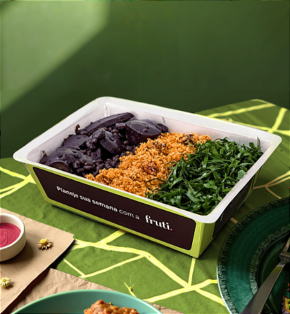 Feijoada Completa com Couve Manteiga, Arroz Branco e Farofa Especial - 300g