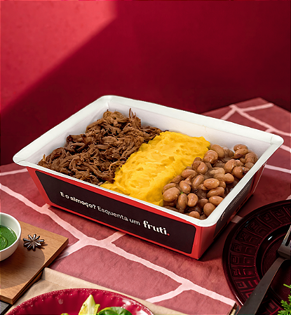 Carne Louca Desfiada com Purê de Mandioquinha, Arroz branco e Feijão - 320g
