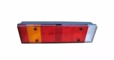 Lanterna traseira Iveco-Volvo