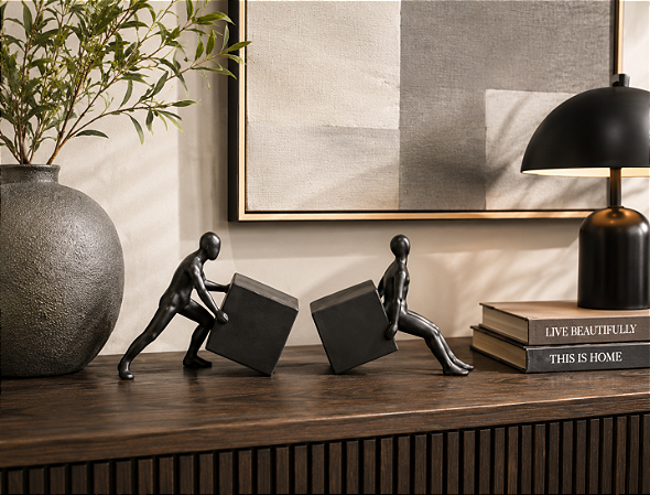 Conjunto Porta Livros Homens Empurrando 18cm – Design Moderno e Sofisticação Decorativa | Casa de Lila