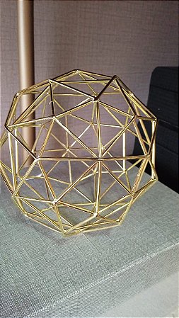 Escultura Geométrica Aramada Dourada 15cm