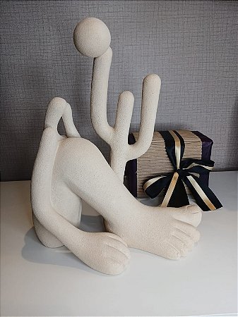 Escultura em poliresina Abaporu - Tarsila do Amaral