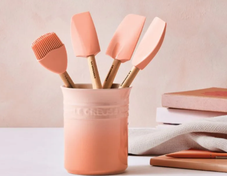 Porta Utensilios 1,1L Classico pêche + kit 4 espatulas - Le creuset