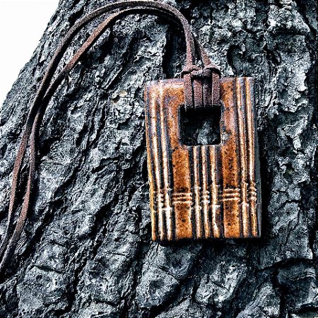 Colar de Ceramica feito a mao - Serie BAMBU
