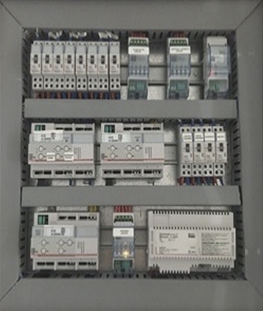 CONTROLE DE ILUMINAÇÃO - SISTEMAS RESIDENCIAL - QUADRO SECUNDÁRIO(mão de obra inclusa)