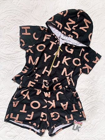 Conjunto Letters -Blusa Capuz e Short Bolso