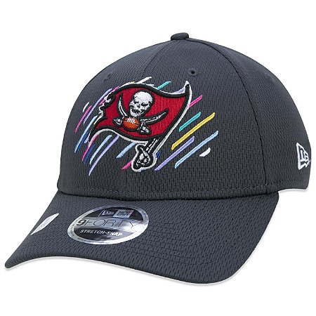 Boné New Era Tampa Bay Buccaneers 940 Crucial Outubro Rosa