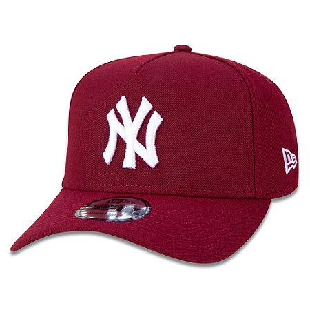 Boné New Era New York Yankees 940 A-Frame White on Cardinal