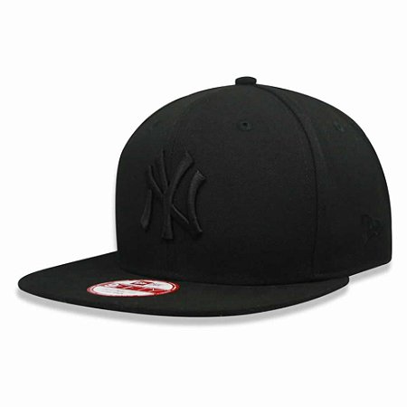 Boné New York Yankees Strapback Black on Black MLB - New Era