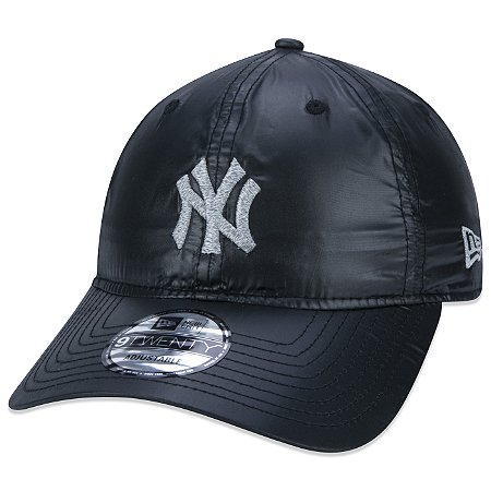 Boné New Era 920 Strapback Core New York Yankees MLB Preto
