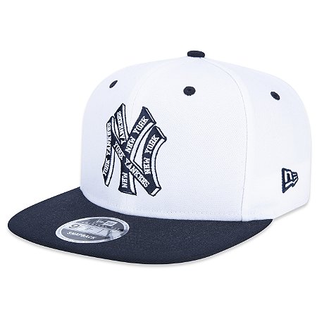 Boné New Era 950 New York Yankees Core Branco