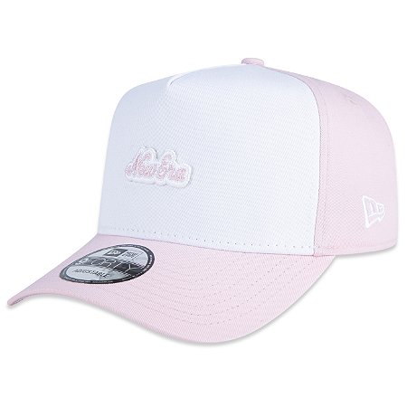 Boné New Era 940 A-Frame Branded Core Snapback Branco e Rosa