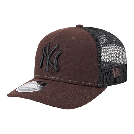 Boné New Era 970SS New York Yankees Stretch Mesh Marrom