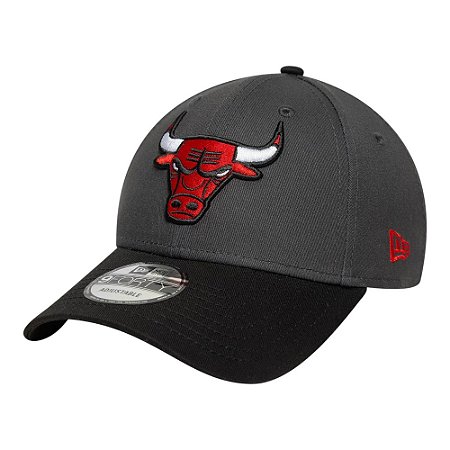 Boné New Era 940 Chicago Bulls Side Patch Cinza Escuro
