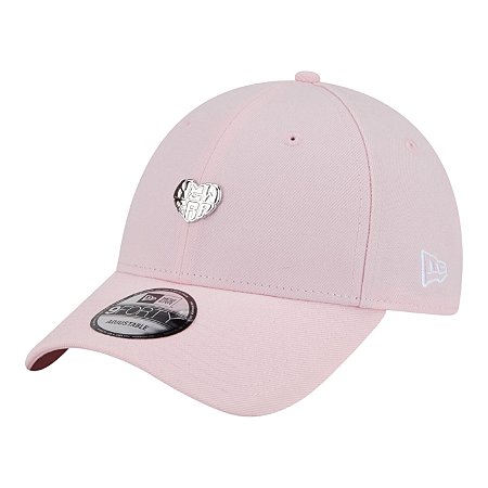 Boné New Era 940 Valentines Rosa Claro Masculino