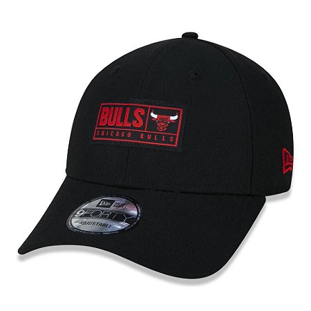 Boné New Era Chicago Bulls NBA Label Block Aba Curva Preto