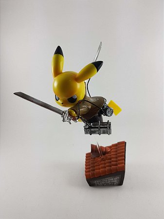 Pokemon - Pikachu (Attack On Titan)