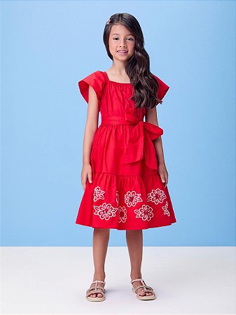 VESTIDO COM BORDADO E PAETÊ MOMI