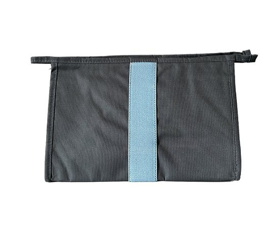 Necessaire Trancoso nylon cinza faixa azul marinho
