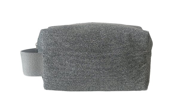 Necessaire Quadradinha prata brilho alça cinza
