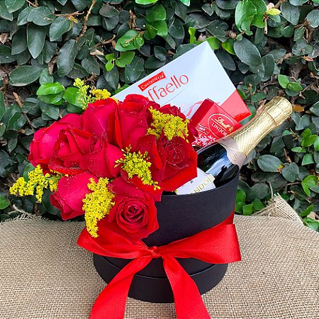 Box Luxuoso de Rosas  Vermelhas & Chocolates