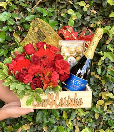 Baú Natalino Encanto de Gerberas