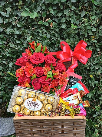 Baú Amor Inesquecível – Rosas & Chocolate
