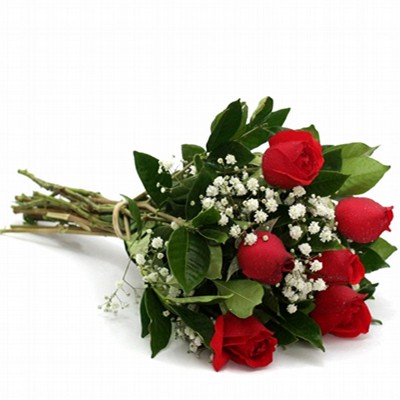 Buque de Rosas Vermelhas  Tradicional  Com 06 Unidades