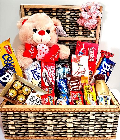 Luxuoso Baú de Chocolate Com Pelúcia