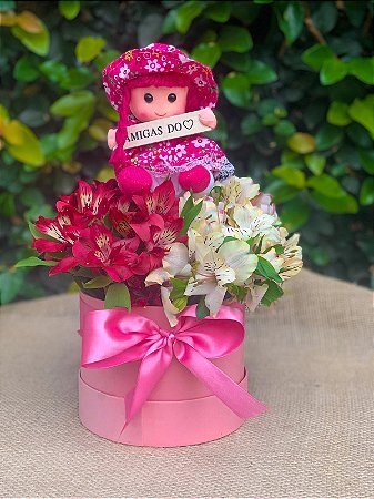 Delicado Box de Astromélias "Amigas do Coração"