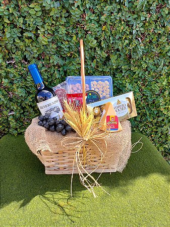 Cesta Luxo de Vinho e Delícias