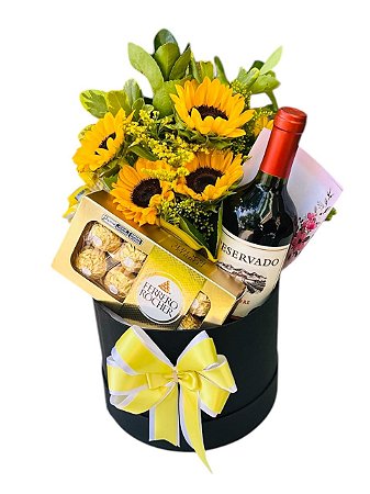 Luxuoso Box Girassóis com Vinho Reservado & Chocolate