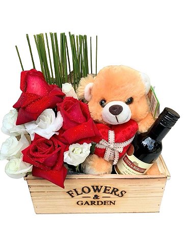 Caixa Garden Romântica de Rosas e Vinho Com Pelúcia